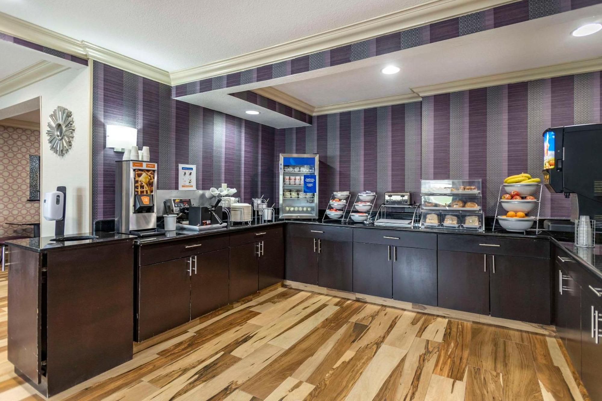 Comfort Inn Midtown Tulsa Dış mekan fotoğraf