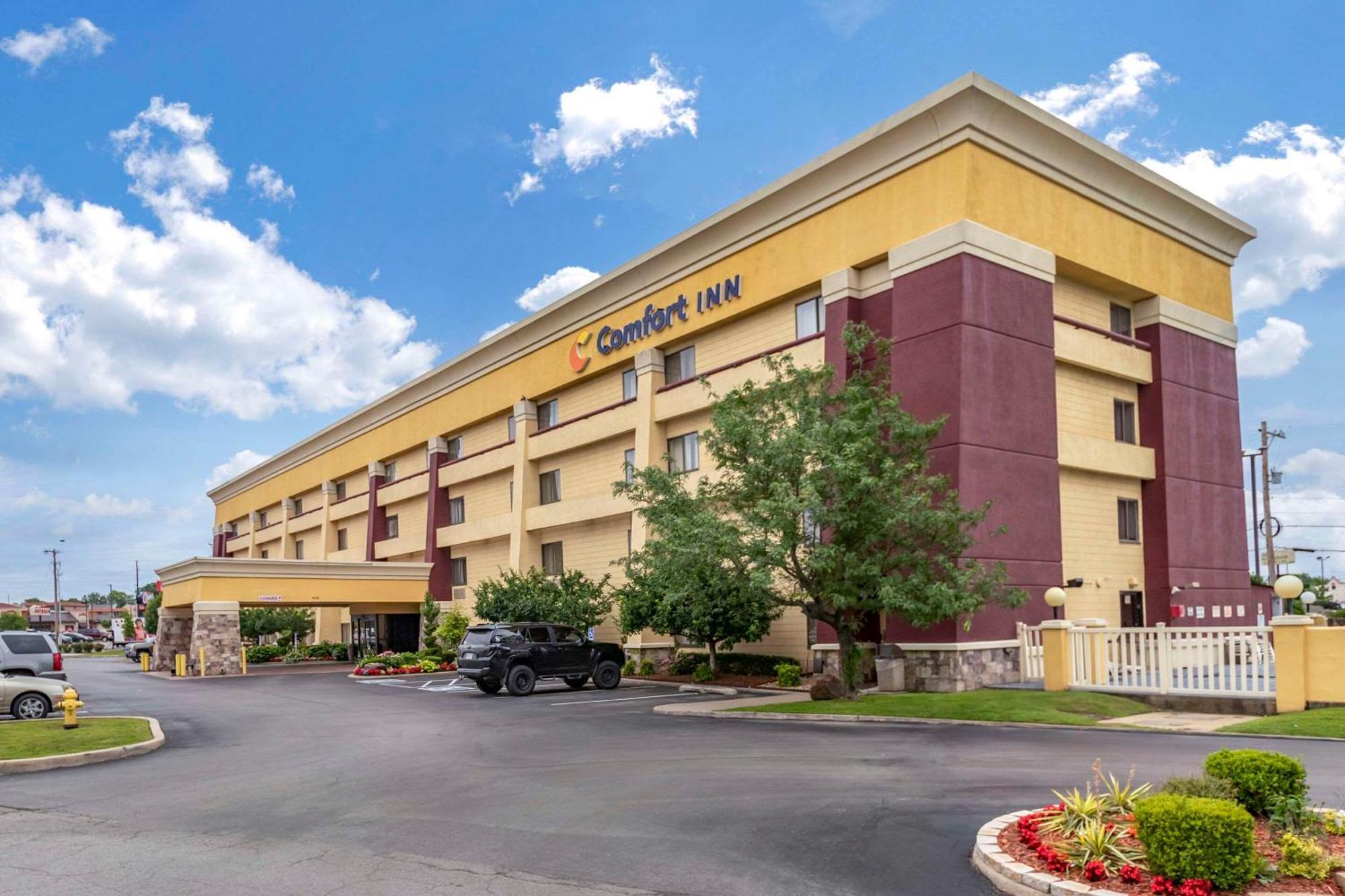 Comfort Inn Midtown Tulsa Dış mekan fotoğraf